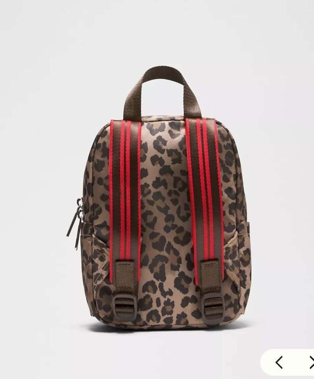 Lululemon Everywhere Backpack Mini 4L Metal Hardware True Leopard Multi/Oxford R - Picture 2 of 5
